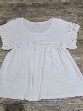 Lucky Brand Cream Crochet-Sleeve Babydoll Top